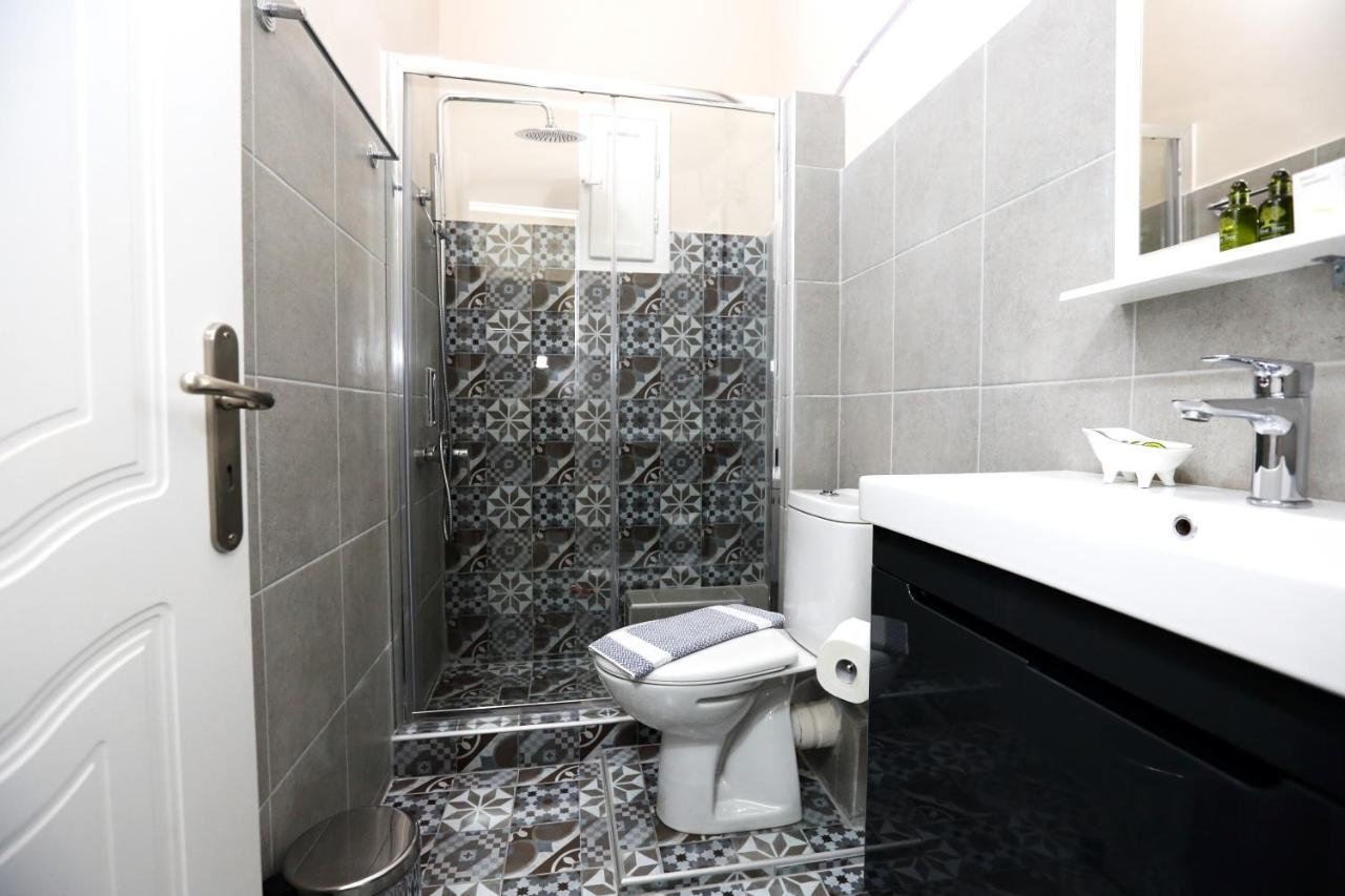 Ipelhome - Athens Heart Apartments ภายนอก รูปภาพ